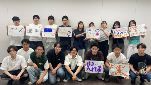 ブース出展する島山ゼミの皆さん